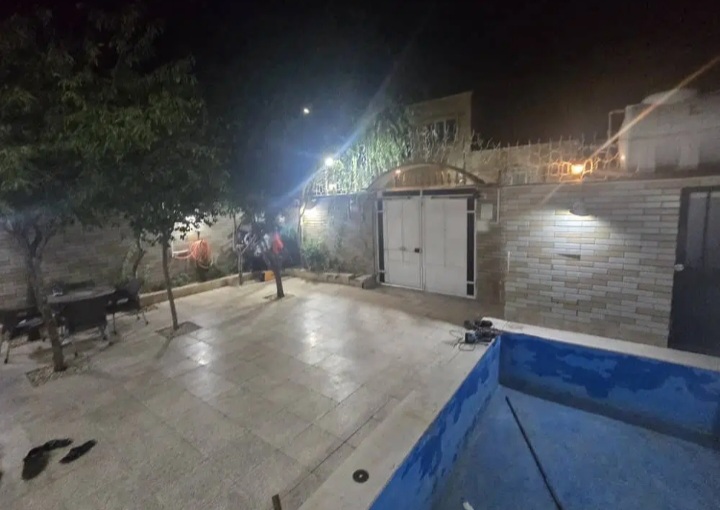 فرو‌ش ویلا درچهارباغ .