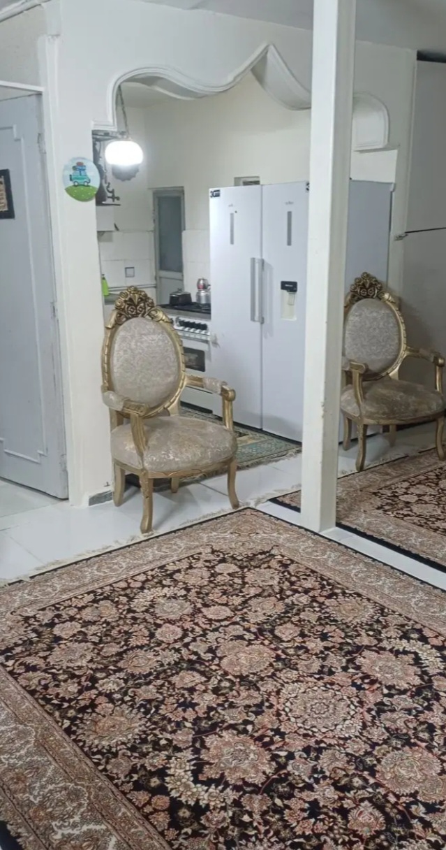 خانه ویلایی درچهارباغ .