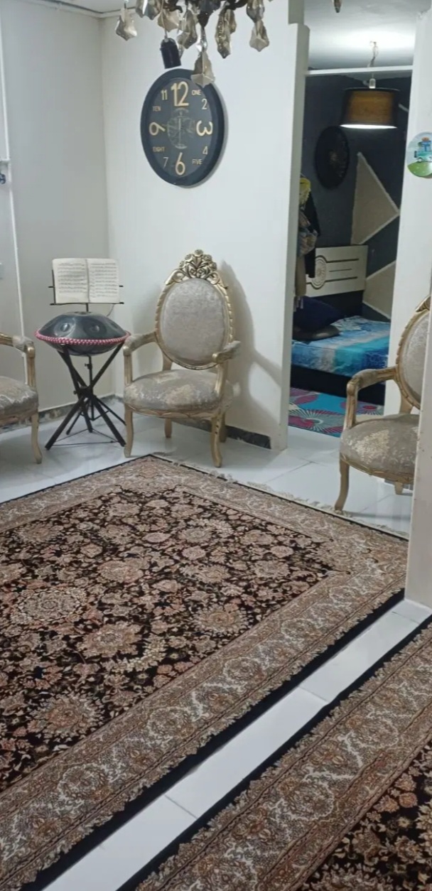 خانه ویلایی درچهارباغ .