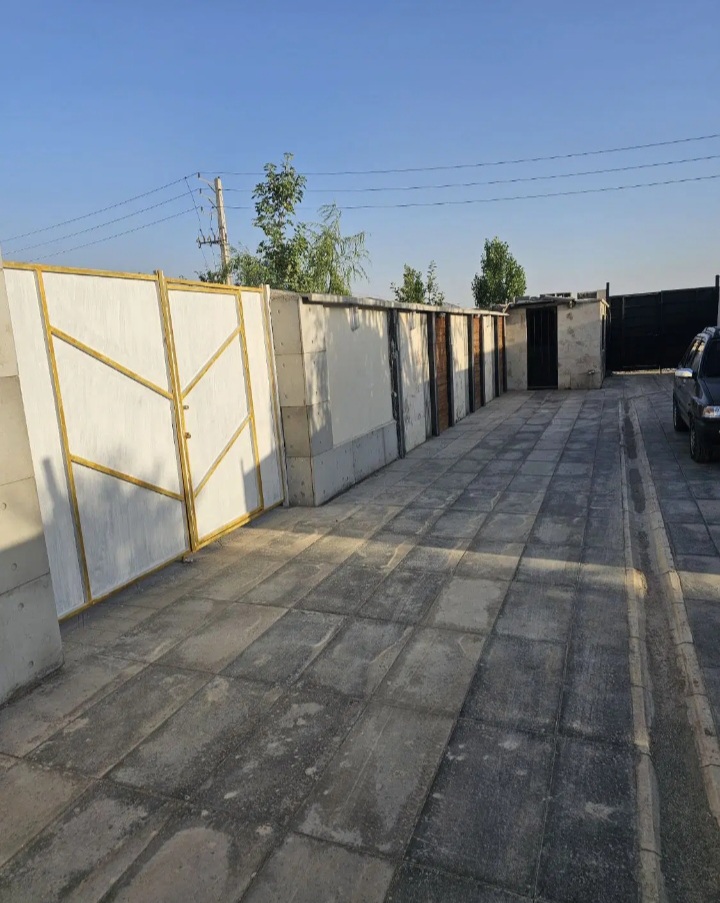باغ ۳۳۰متری /چهارباغ .
