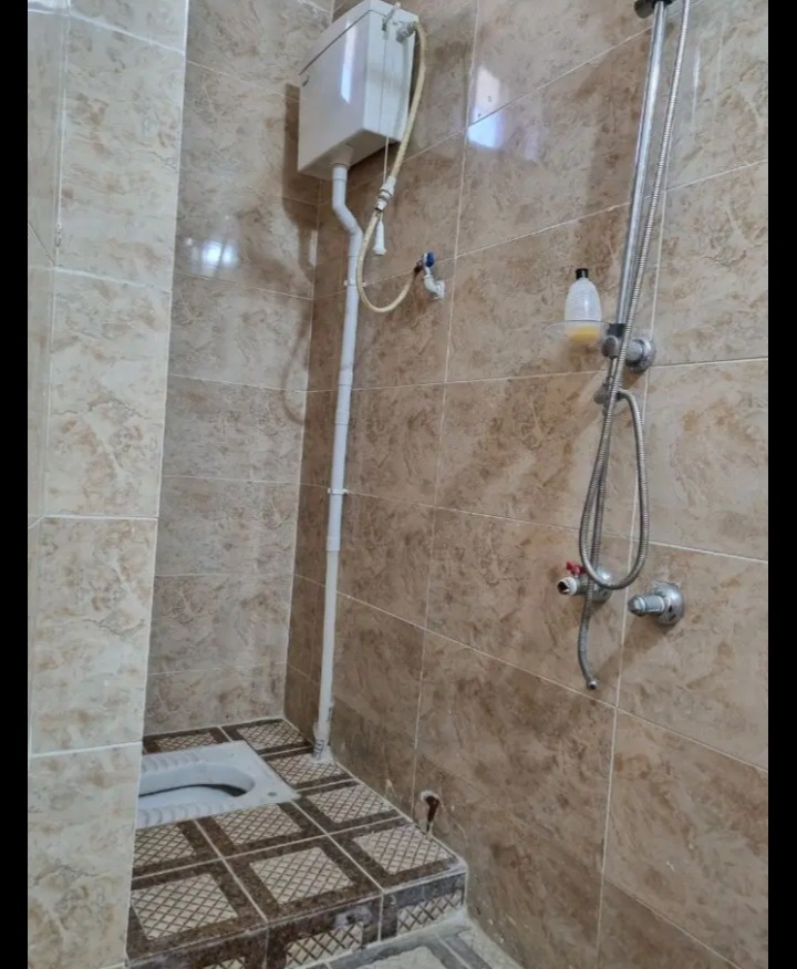 ویلایی درسه طبقه فروشی .