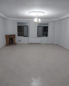 اپارتمان ۱۰۲متری شهرک وحدت .