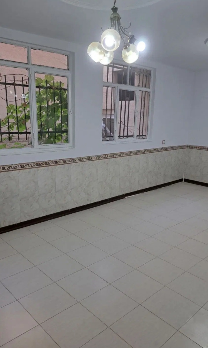 یک واحد۷۰متری سندداردرشهرک ارم .