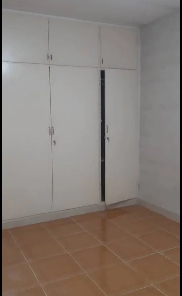 فروش آپارتمان ۱۱۰متری درشهرک ارم .
