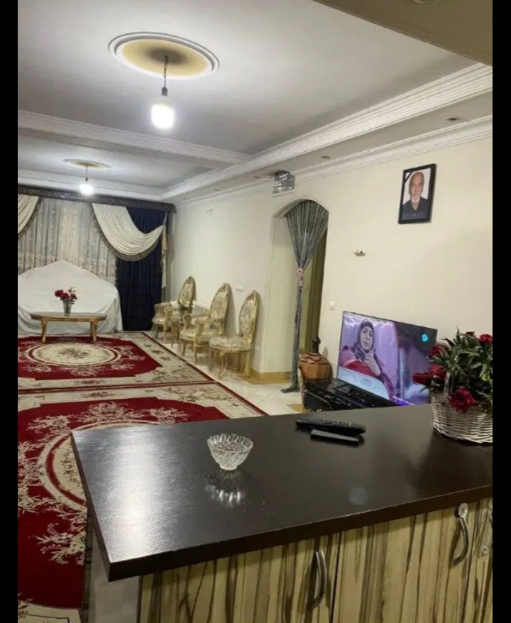 آپارتمان ۹۷شهرک ارم .