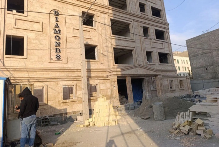 آپارتمان تک واحدی .