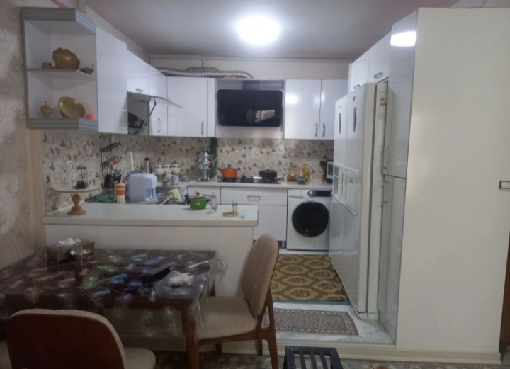 فروش آپارتمان ۸۰متری .