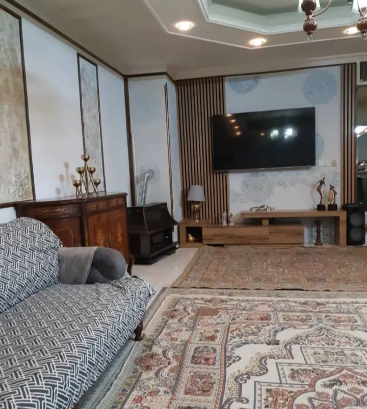 ۱۰۴متری غرق درنور .