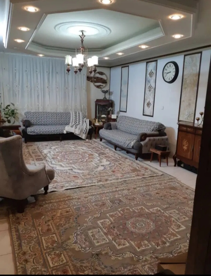 ۱۰۴متری غرق درنور .