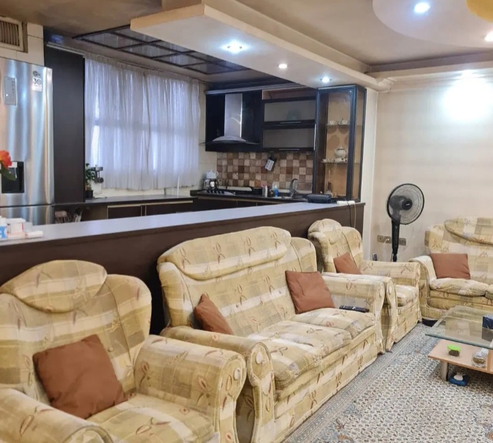 ۷۶مترباآسانسور۸سال ساخت فلکه دوم .