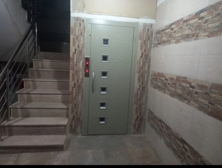 ۱۳۰متربلوارثابتی .