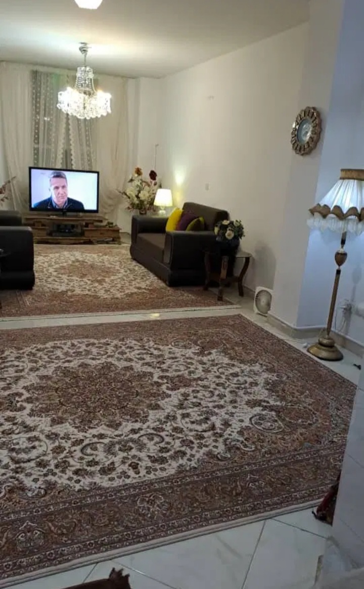 واحدنقلی دربهترین لوکیشن .