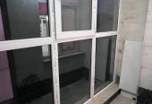 فروش یک واحد مسکونی .