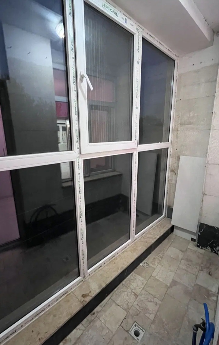 فروش یک واحد مسکونی .