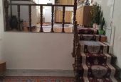 مغازه و آپارتمان .
