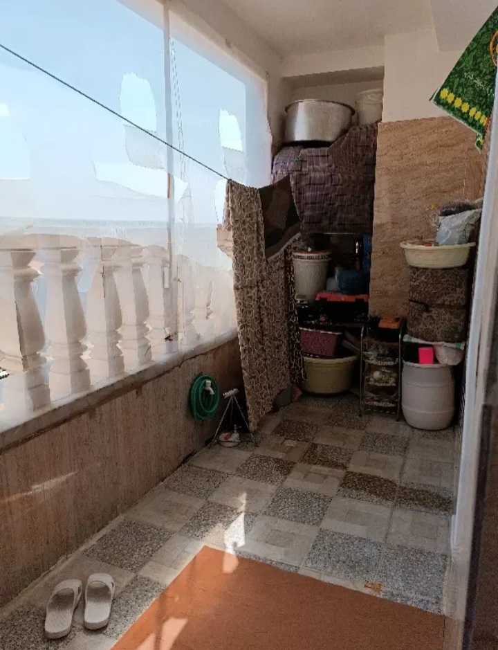 واحد۱۱۰متری دوطرف نورگیر .