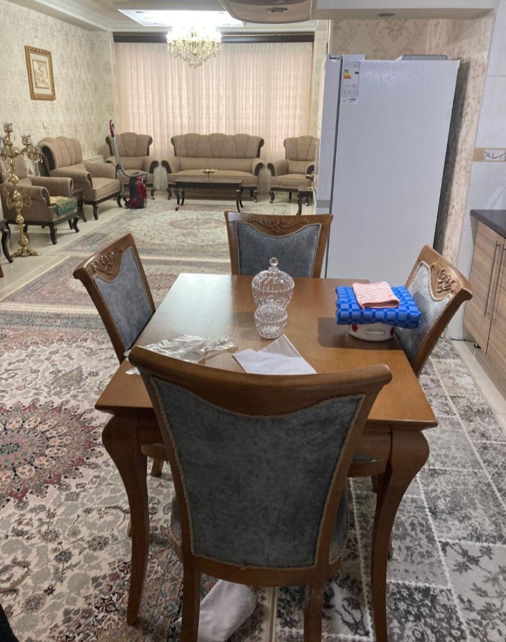 فروش آپارتمان ۸۵متری دوخوابه درمشکین دشت .