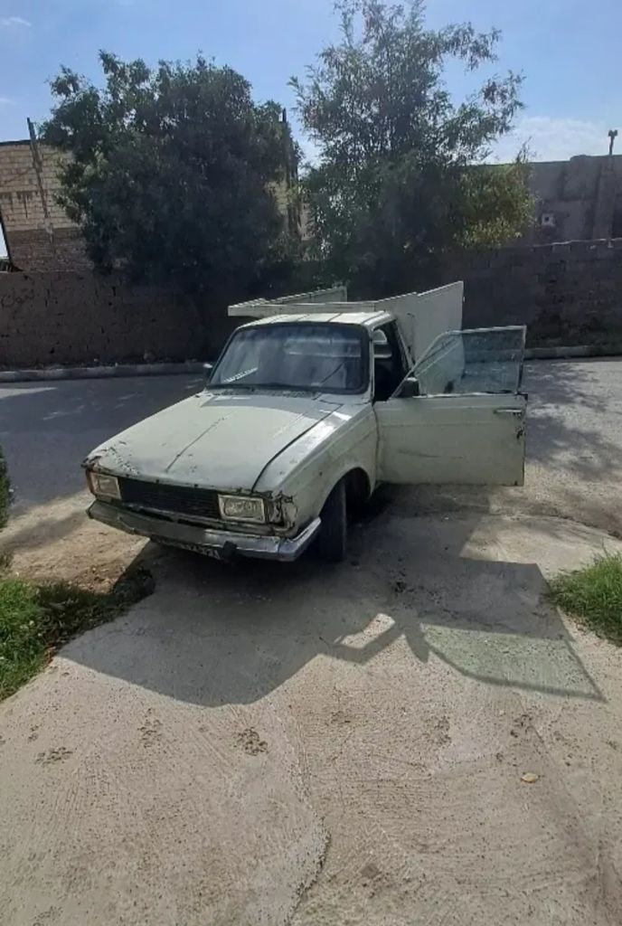 پیکان وانت ۸۴ ‌.