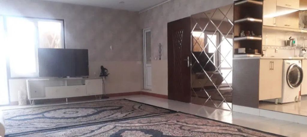 خانه ویلایی ۲۸۰معری زیر قیمت منطقه.