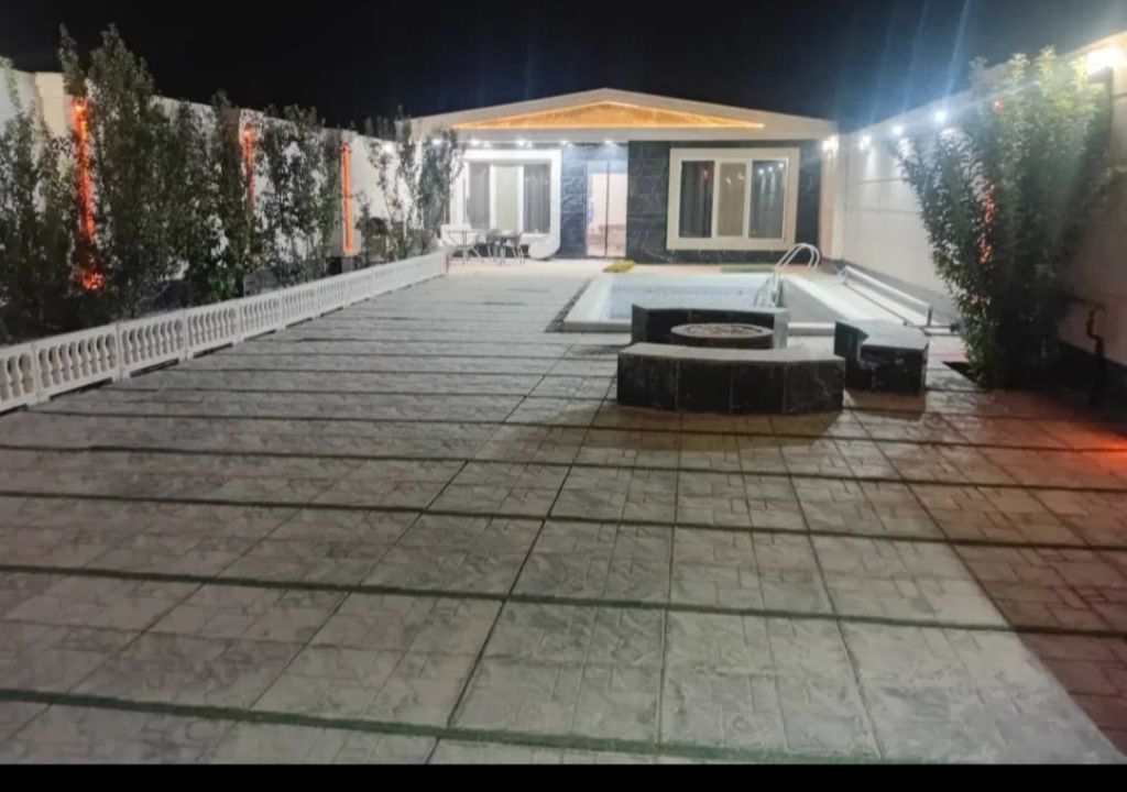 ویلا باغی نوساز ۳۰۰متری در ملارد.