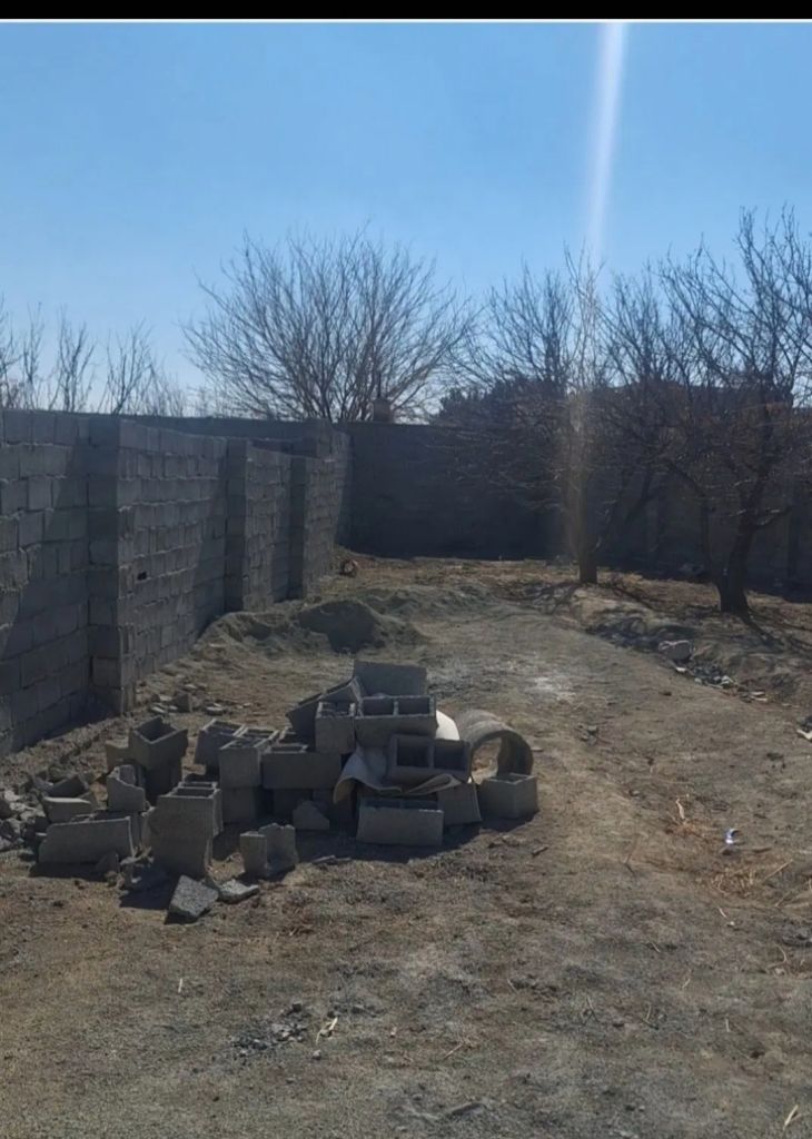 زمین ویلایی.