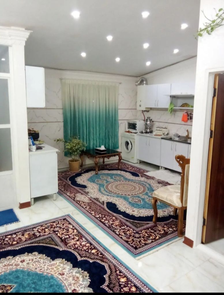 ۳طبقه ویلایی قشلاق ملارد.