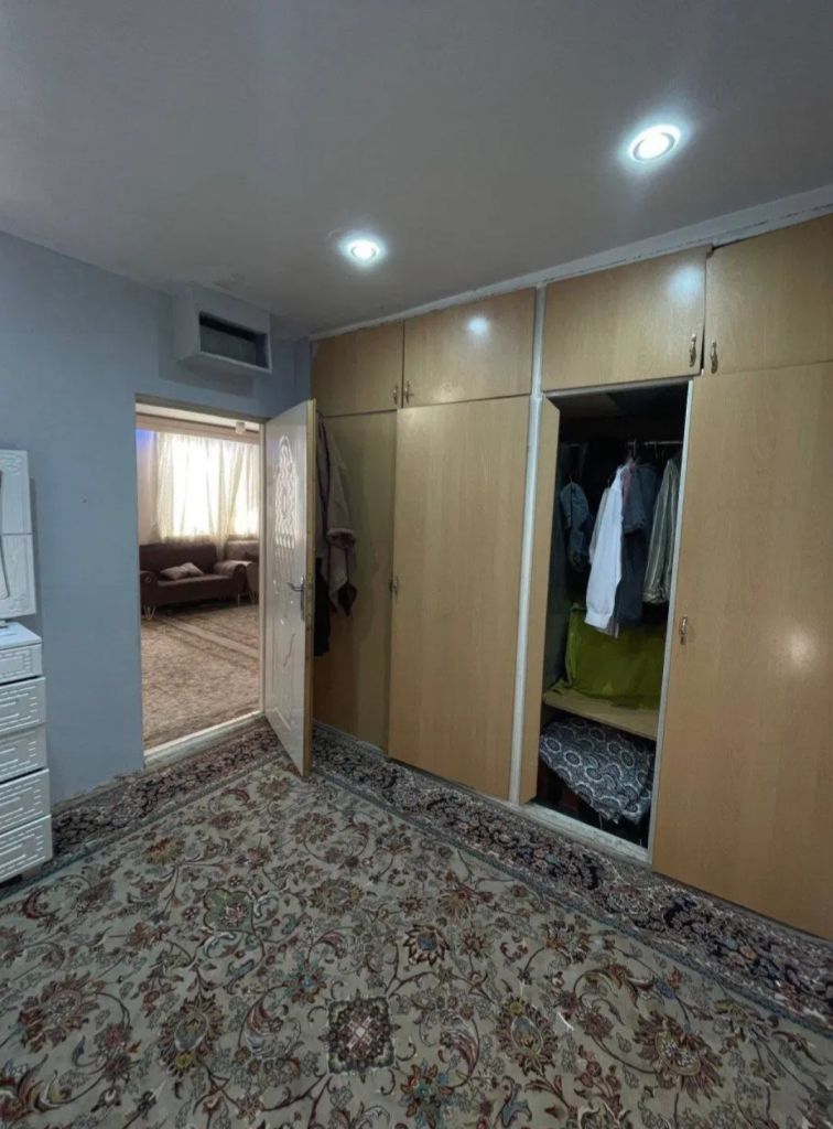 آپارتمان تمیز نقلی.