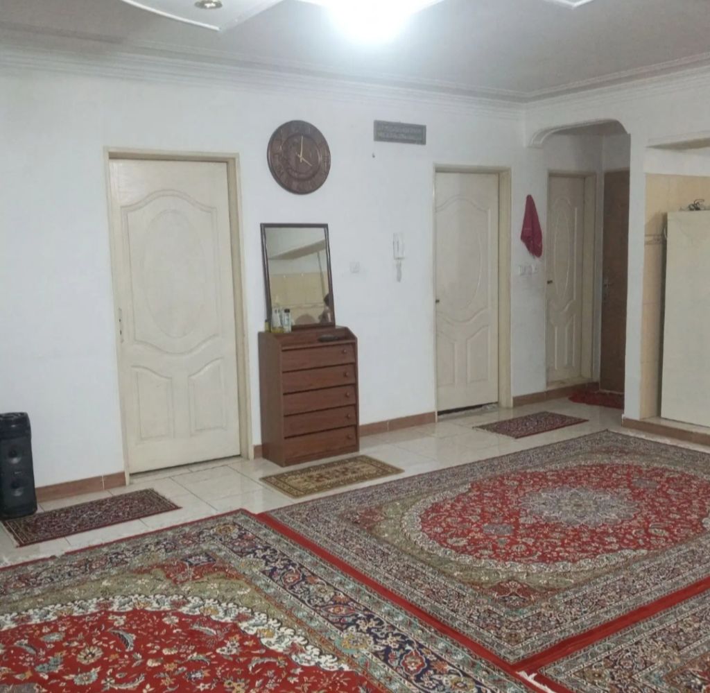 فروش آپارتمان ۸۵متری طبقه دوم.