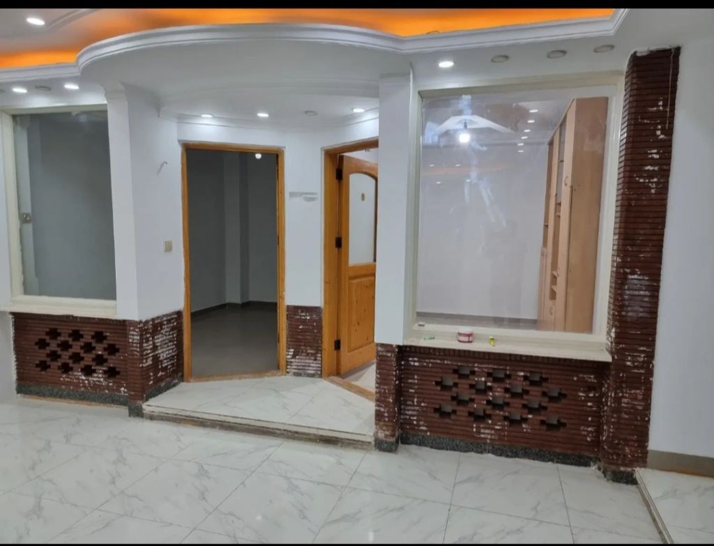 ساختمان ۸واحدی ۸۵متری.