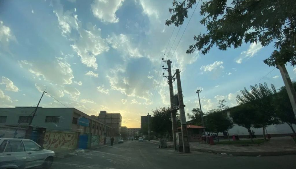 کد(۱۵۹)۷۰متری با حیاط ملارد مارلیک املاک داتیس۱