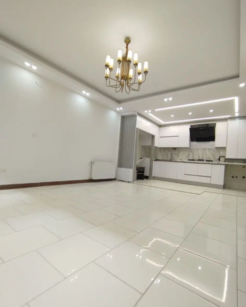 آپارتمان ۷۱متری تراورتن پارکینگ دار.