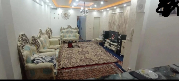یه واحد به فروش میرسد .