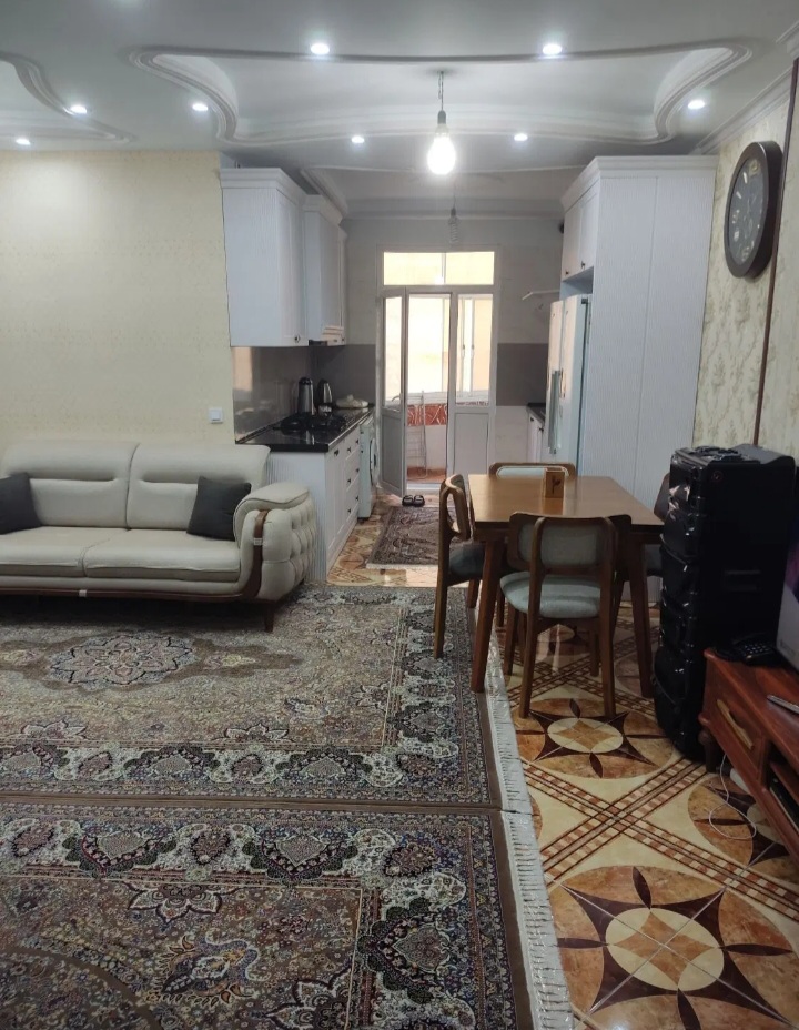 آپارتمان ۸۲متری .