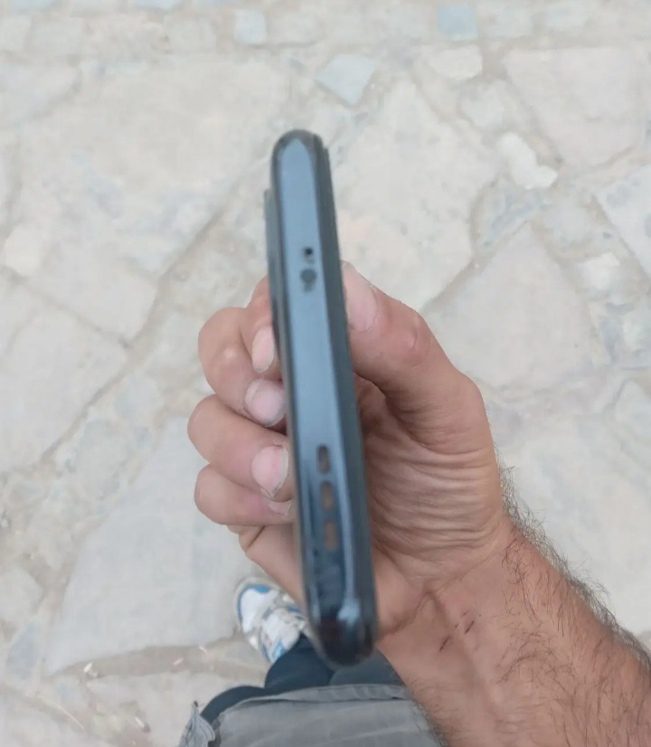 پوکوm5s 128 رام ۶درحد آک زیرقیمت .